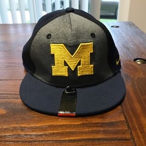 Youth Boys Nike Michigan hat! Brand New